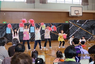 体育i リズム体操発表会 10月 鶴雅祭にて 川村学園女子大学