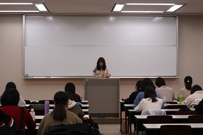 卒論発表会を行いました 川村学園女子大学